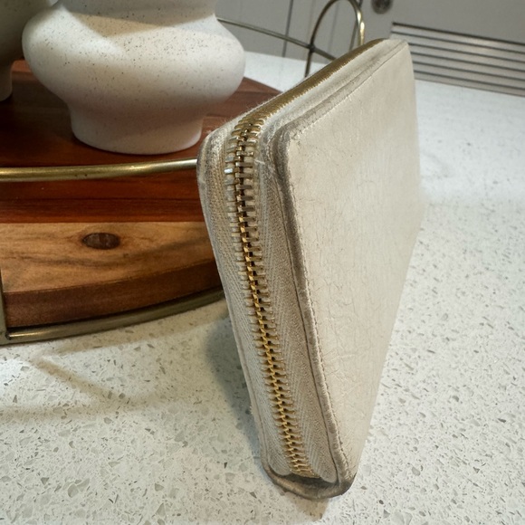 Balenciaga Authentic Zippy Wallet - Picture 3 of 8